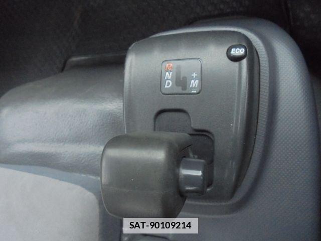 Isuzu ELF TRUCK 2015-09 7902562-11