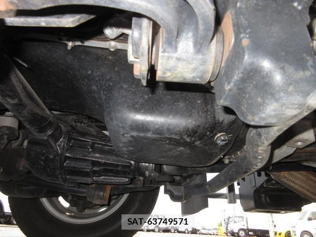 Isuzu ELF TRUCK 2021-03 7961380-25