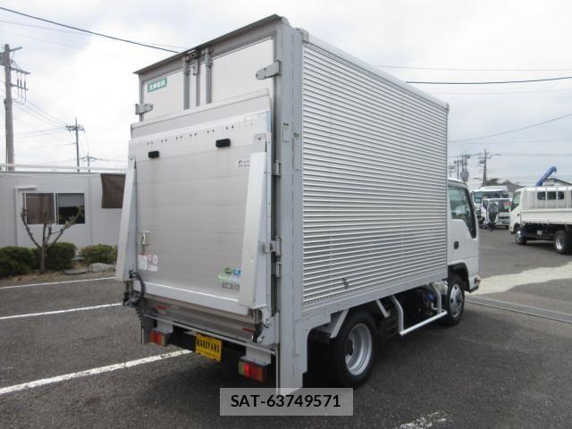 Isuzu ELF TRUCK 2021-03 7961380-3