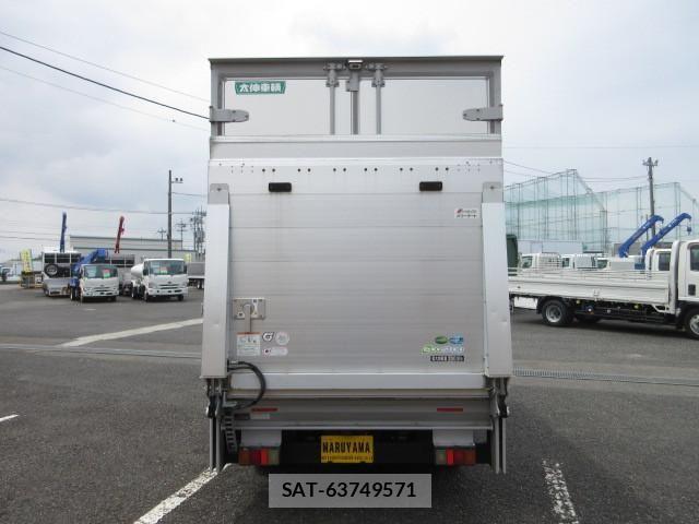 Isuzu ELF TRUCK 2021-03 7961380-6