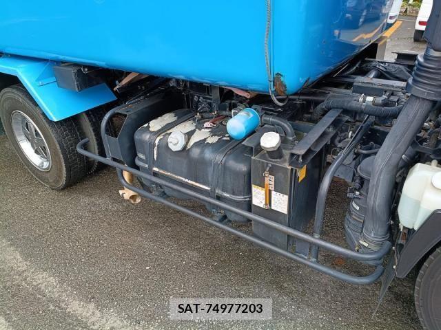 Isuzu ELF TRUCK 2014-03 7961379-10