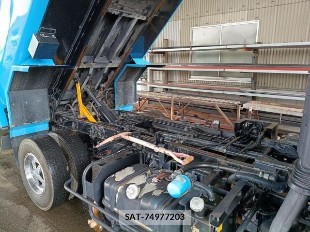 Isuzu ELF TRUCK 2014-03 7961379-12