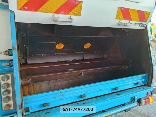 Isuzu ELF TRUCK 2014-03 7961379-15