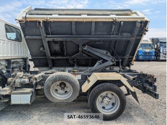 Isuzu ELF TRUCK 2019-07 7961406-21