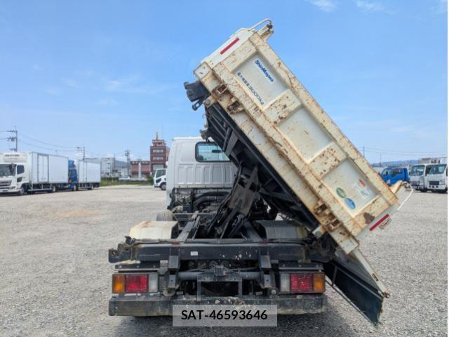 Isuzu ELF TRUCK 2019-07 7961406-22