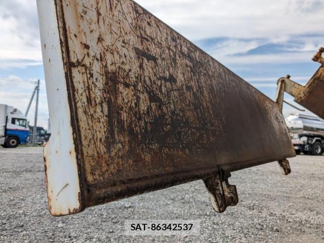 Isuzu ELF TRUCK 2018-05 7961434-7