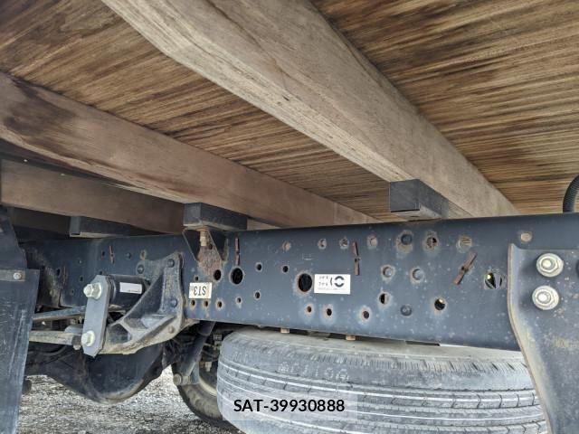 Isuzu ELF TRUCK 2018-05 7961425-16