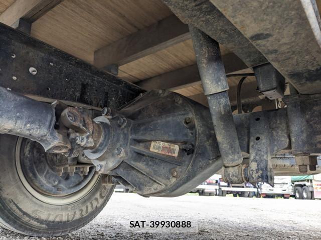 Isuzu ELF TRUCK 2018-05 7961425-17