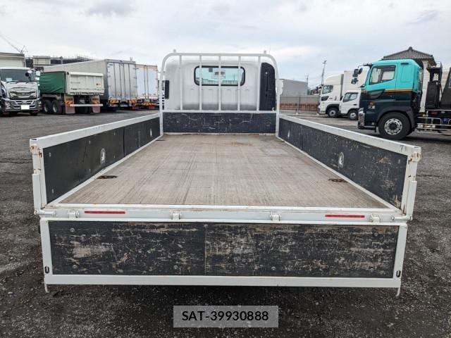 Isuzu ELF TRUCK 2018-05 7961425-7