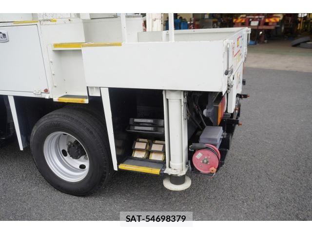 Isuzu ELF TRUCK 2020-06 7961392-17