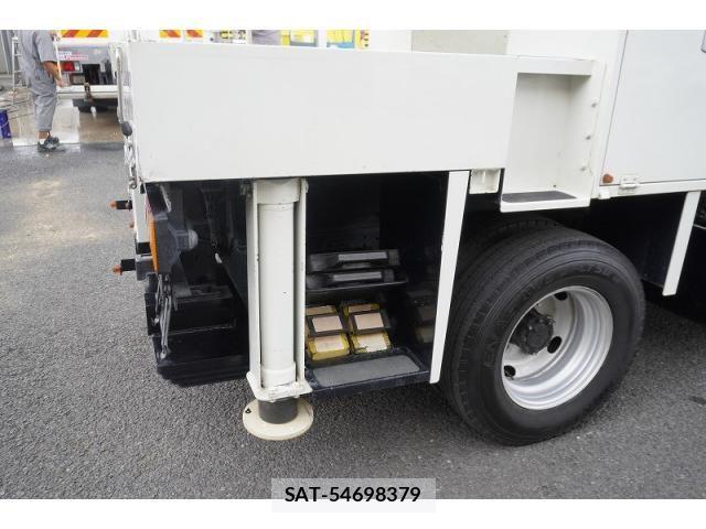 Isuzu ELF TRUCK 2020-06 7961392-21