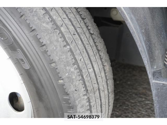 Isuzu ELF TRUCK 2020-06 7961392-8