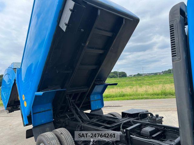 Isuzu ELF TRUCK 2012-03 7961467-16