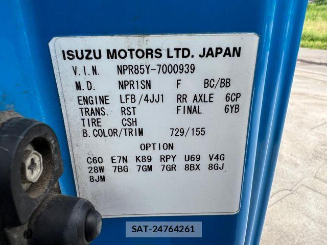 Isuzu ELF TRUCK 2012-03 7961467-28