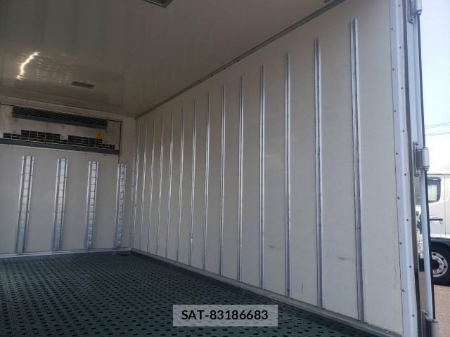Isuzu ELF TRUCK 2021-03 7961383-10