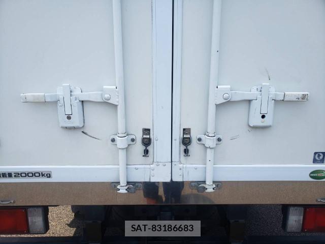 Isuzu ELF TRUCK 2021-03 7961383-11