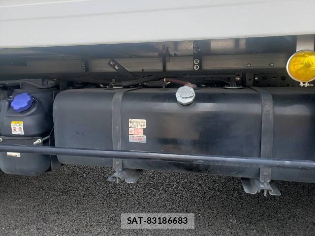 Isuzu ELF TRUCK 2021-03 7961383-25