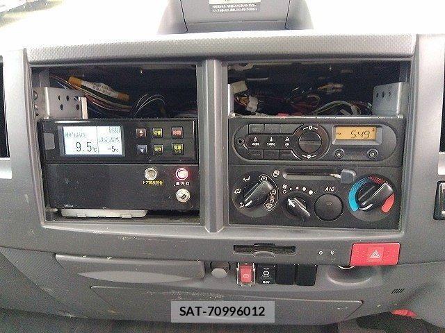 Isuzu ELF TRUCK 2020-05 7961446-12