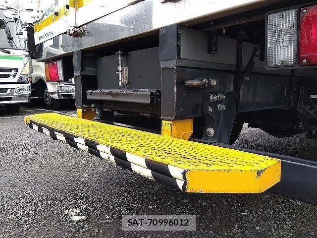 Isuzu ELF TRUCK 2020-05 7961446-5