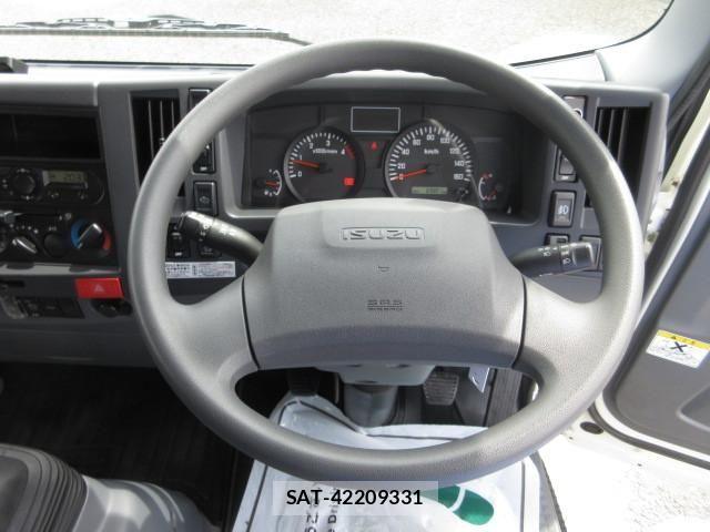 Isuzu ELF TRUCK 2018-11 7961375-13