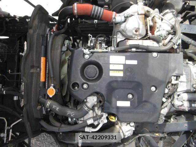 Isuzu ELF TRUCK 2018-11 7961375-22