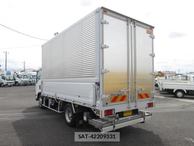 Isuzu ELF TRUCK 2018-11 7961375-2