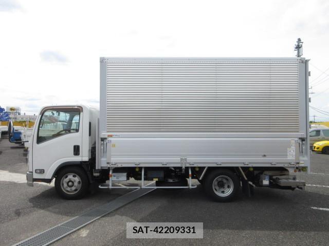 Isuzu ELF TRUCK 2018-11 7961375-4