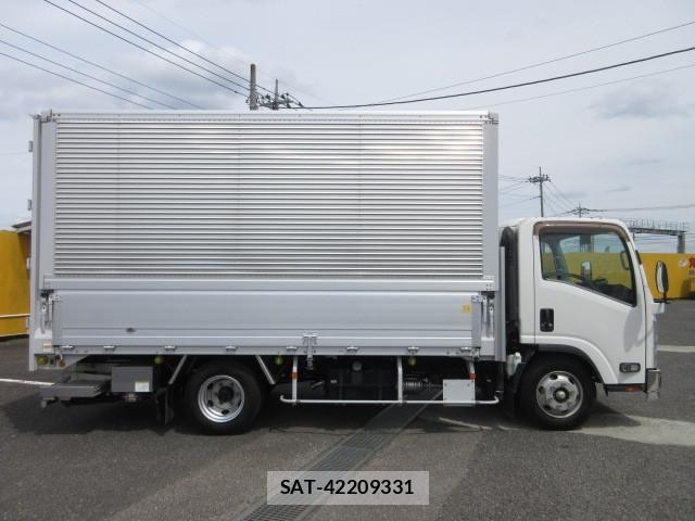 Isuzu ELF TRUCK 2018-11 7961375-5