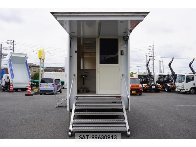 Isuzu ELF TRUCK 2016-10 7961377-26