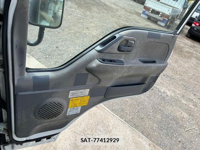 Isuzu ELF TRUCK 2009-03 7961495-9