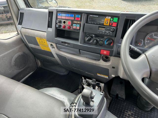 Isuzu ELF TRUCK 2009-03 7961495-5