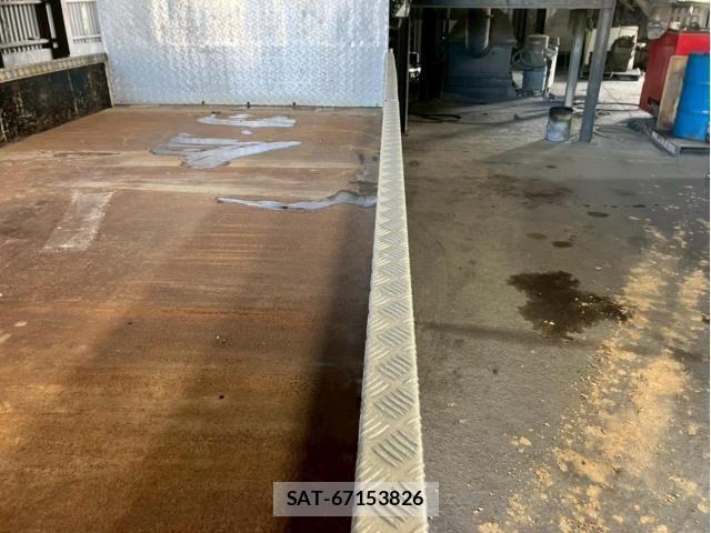 Isuzu ELF TRUCK 2017-09 7961452-11