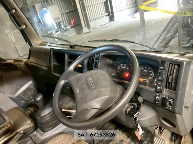 Isuzu ELF TRUCK 2017-09 7961452-23