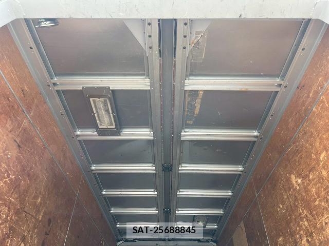 Isuzu ELF TRUCK 2013-11 7961450-12