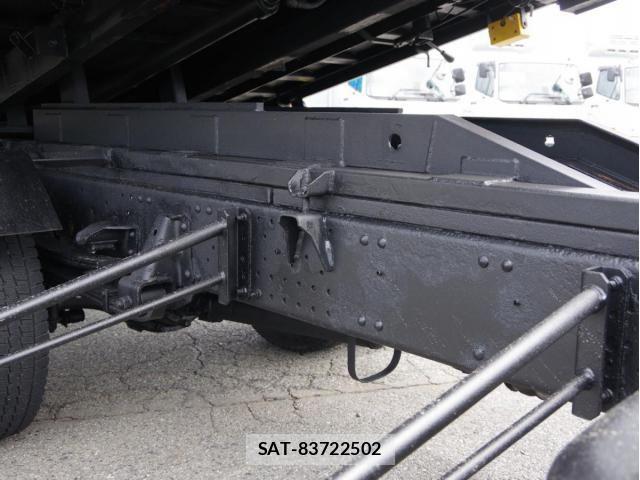 Isuzu ELF TRUCK 2018-03 7961378-6