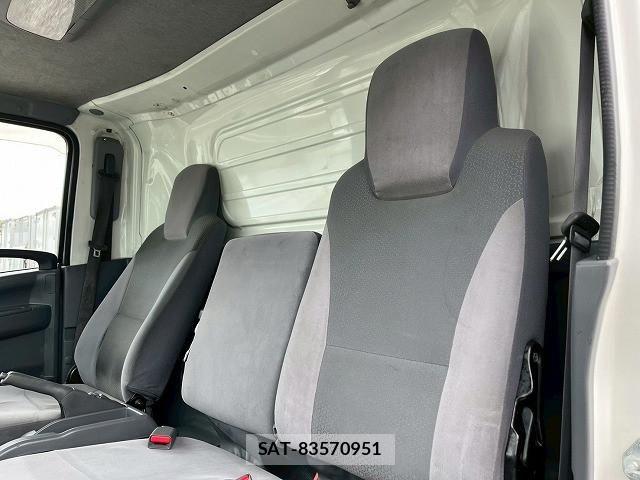 Isuzu ELF TRUCK 2015-02 7961414-25