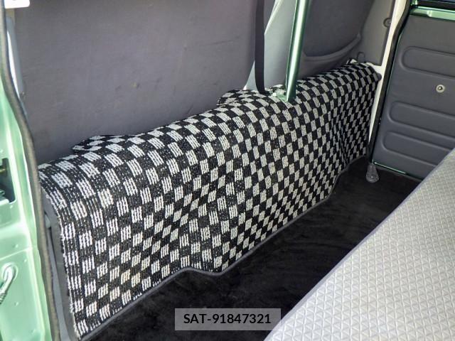 Isuzu ELF TRUCK 2018-03 7961404-20