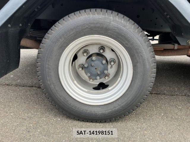 Isuzu ELF TRUCK 2016-05 7961494-9