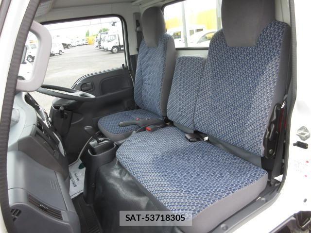Isuzu ELF TRUCK 2021-06 7961411-23