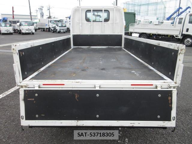 Isuzu ELF TRUCK 2021-06 7961411-7