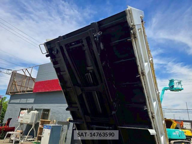 Isuzu ELF TRUCK 2015-11 7961405-16