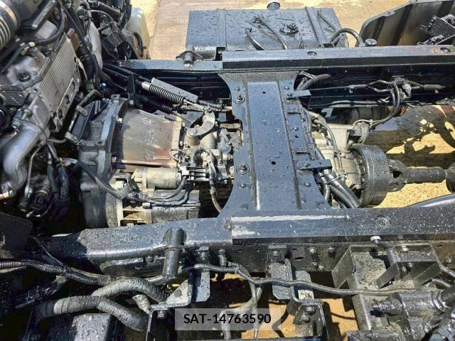 Isuzu ELF TRUCK 2015-11 7961405-22