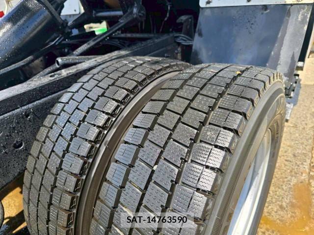 Isuzu ELF TRUCK 2015-11 7961405-27