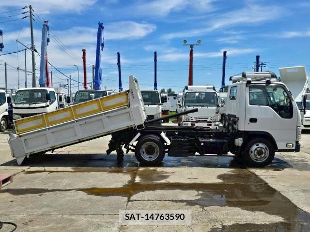 Isuzu ELF TRUCK 2015-11 7961405-3