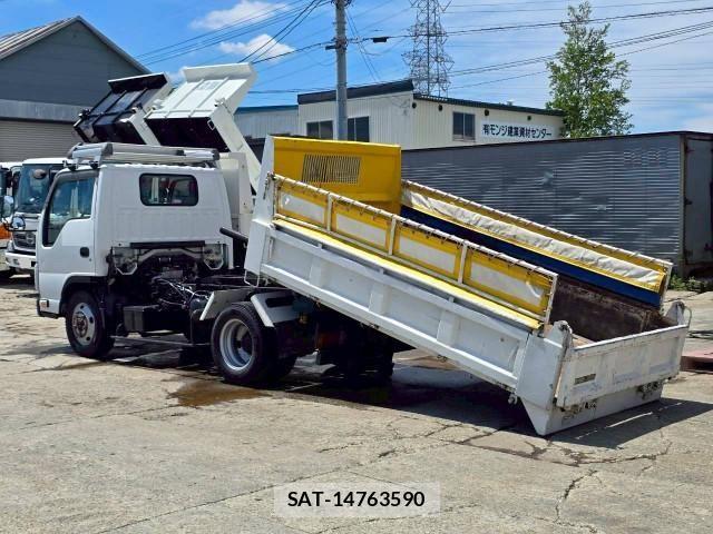 Isuzu ELF TRUCK 2015-11 7961405-5