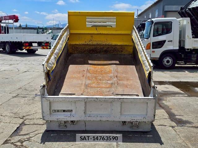 Isuzu ELF TRUCK 2015-11 7961405-6