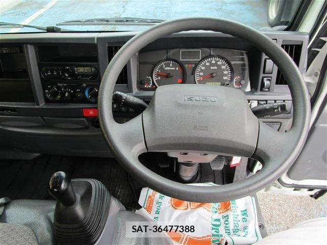 Isuzu ELF TRUCK 2019-04 7961431-9
