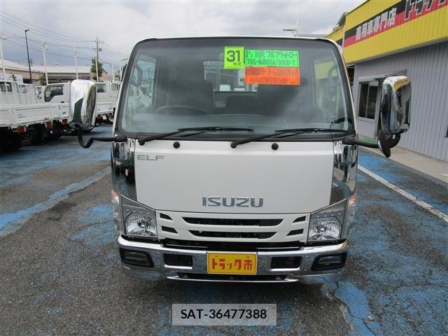 Isuzu ELF TRUCK 2019-04 7961431-1