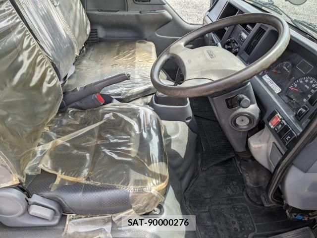 Isuzu ELF TRUCK 2018-05 7961407-7