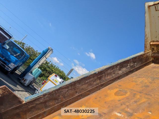 Isuzu ELF TRUCK 2016-12 7961433-11